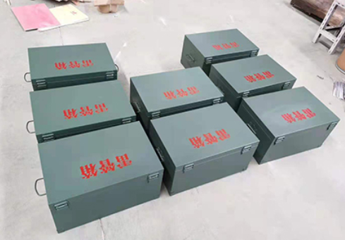 南靖炸药箱和雷管箱一般是怎么存放的？